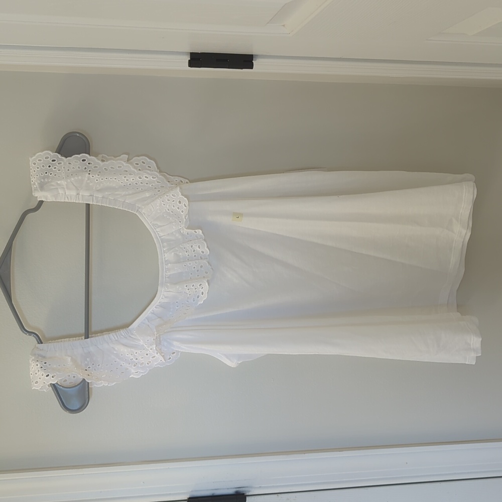 NWT Loft white eyelet sleeve tank